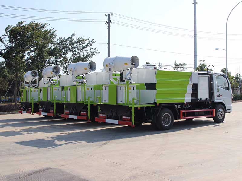 國六小多利卡多功能抑塵車(chē)