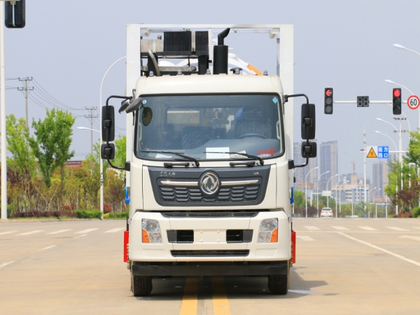 國六東風(fēng)天錦 15方 清洗吸污車(chē)