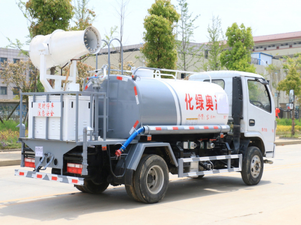 國六小福瑞卡 5噸 噴霧車(chē)