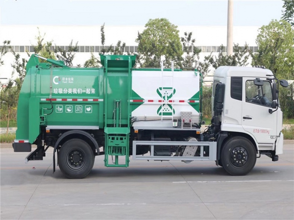 國六東風(fēng)天錦10方 餐廚垃圾車(chē)