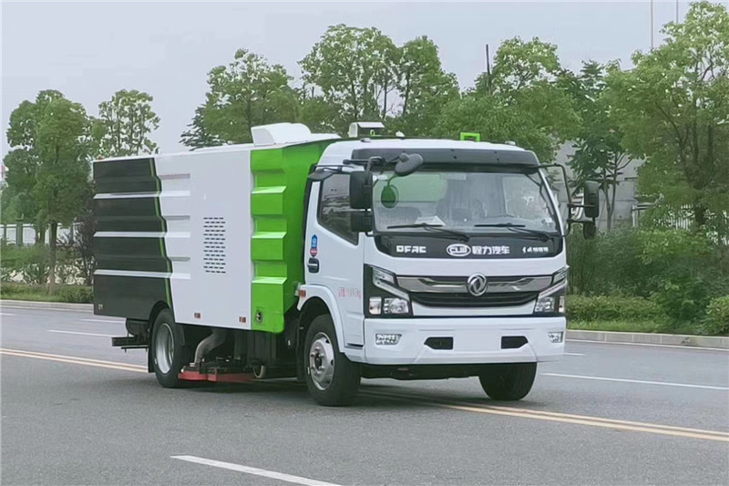 國六東風(fēng)大多利卡8噸（1.5水6塵）吸塵車(chē)