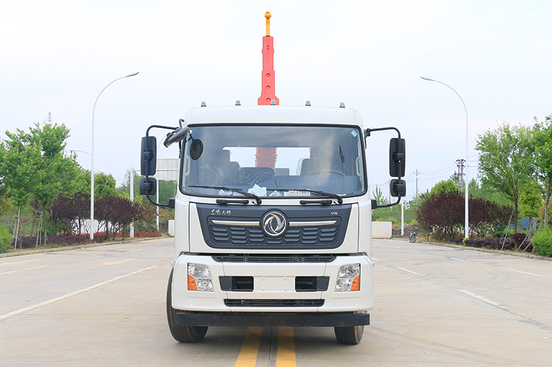 國六東風(fēng)天錦15噸套臂垃圾車(chē)