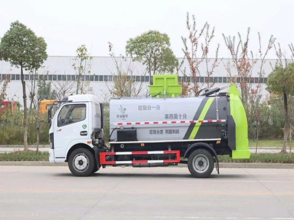 6.5立方多利卡D7餐廚垃圾車(chē)