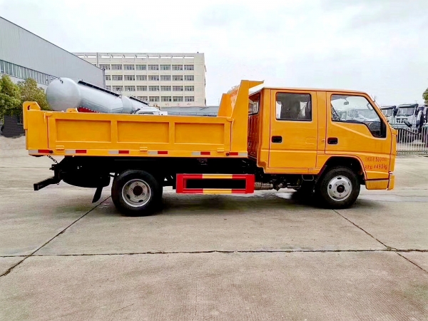 國六江鈴自卸式垃圾車(chē)