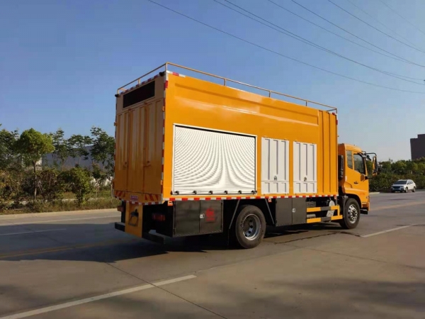 國六東風(fēng)天錦吸污凈化車(chē)