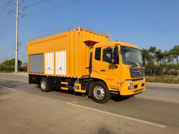 國六東風(fēng)天錦吸污凈化車(chē)