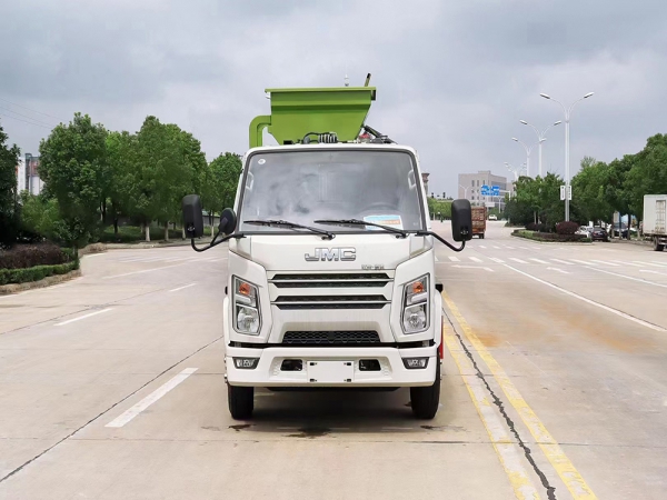 江鈴順達國六4.5方餐廚垃圾車(chē)