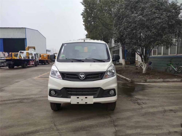 3方福田祥菱勾臂垃圾車(chē)