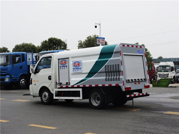 比亞迪純電動(dòng)路面養護車(chē)