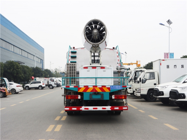 福田純電動(dòng)多功能抑塵車(chē)