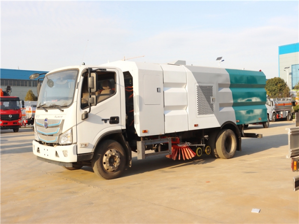 福田純電動(dòng)洗掃車(chē)