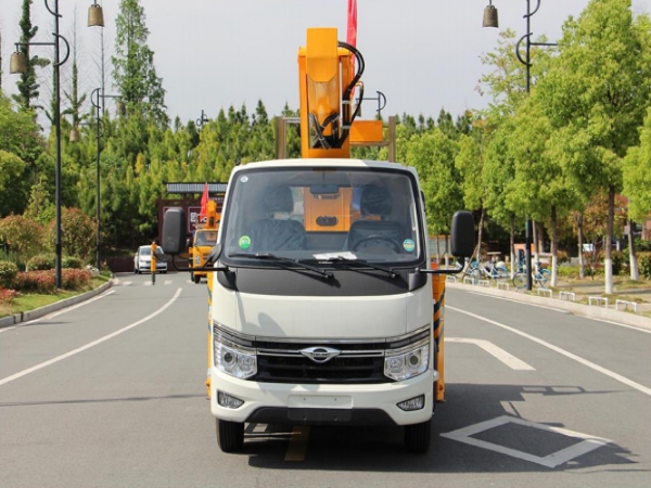 福田28米藍牌直臂式高空作業(yè)車(chē)